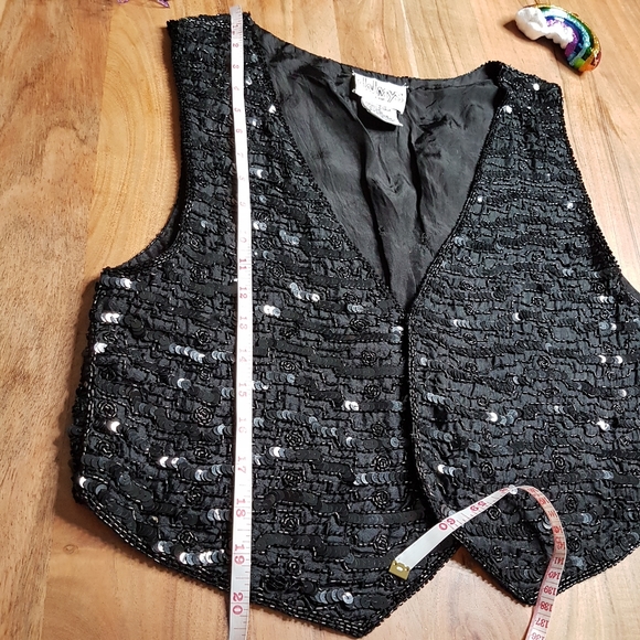 🌏 Vintage 100% Silk Sequined Vest • Sz M - Picture 15 of 16